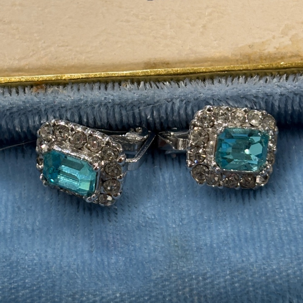 Vintage Bogoff Bracelet & Earrings - Picture 8 of 12